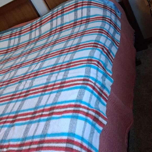 Plaid Multicolor Warm Full Size Bedding Blanket - Picture 3 of 7